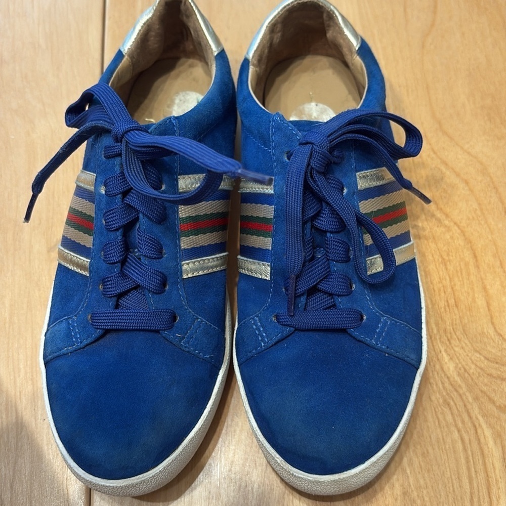 Paolo Women’s Blue Suede sneakers with stripe and silver accents.  Size 5.5.
